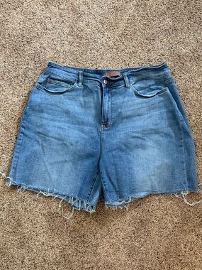 Judy Blue Medium Blue High-Rise Distressed Hem Denim Shorts